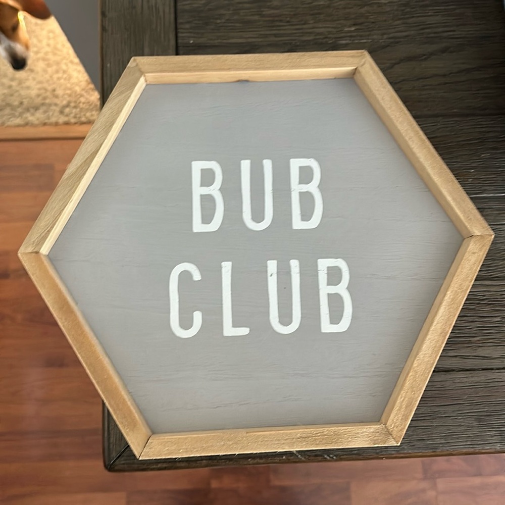 ‘Bub Club’ sign